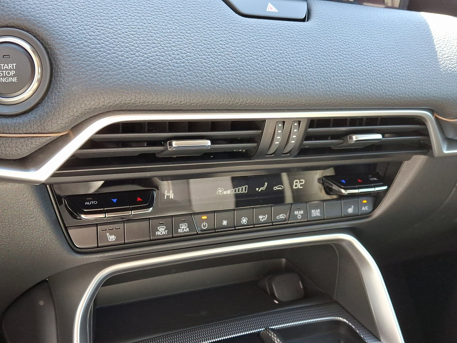 New 2025 MAZDA CX-70 3.3 Turbo w/ Premium Package image 11
