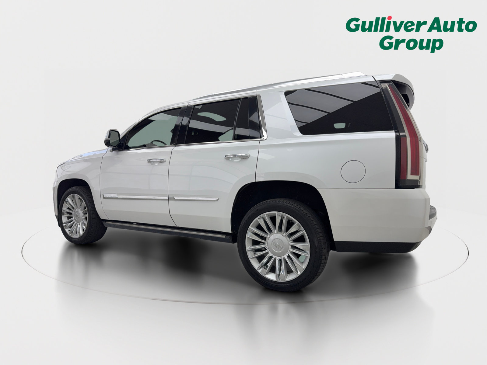 Used 2016 Cadillac Escalade Platinum AWD/4WD image 4