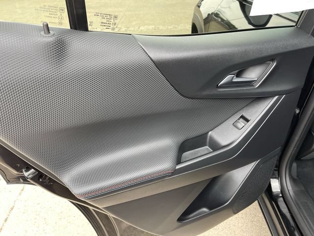 Used 2025 Chevrolet Equinox RS w/ Safety and Technology Package AWD/4WD image 12