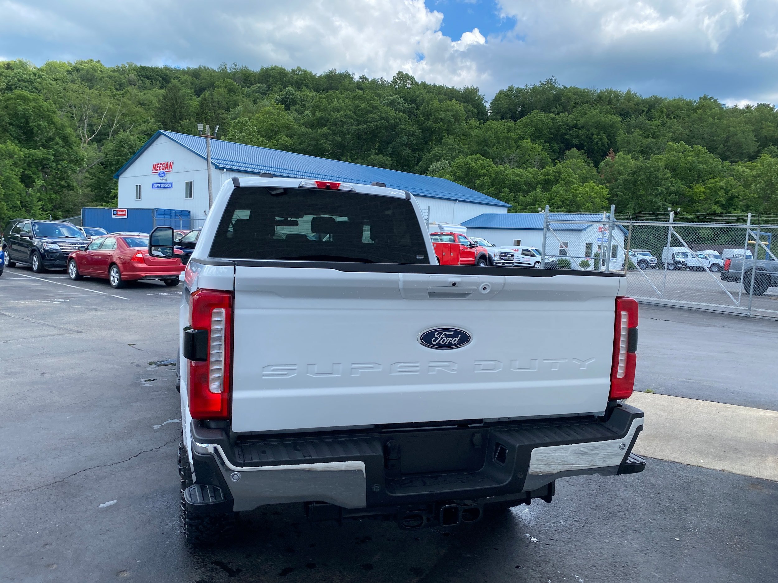 New 2026 Ford F250 Lariat w/ Tremor Off-Road Package AWD/4WD image 9