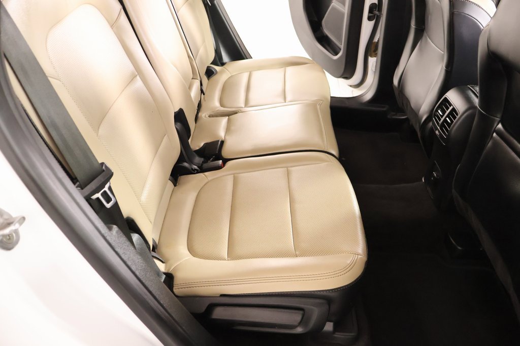 Used 2020 Ford Escape SEL image 14