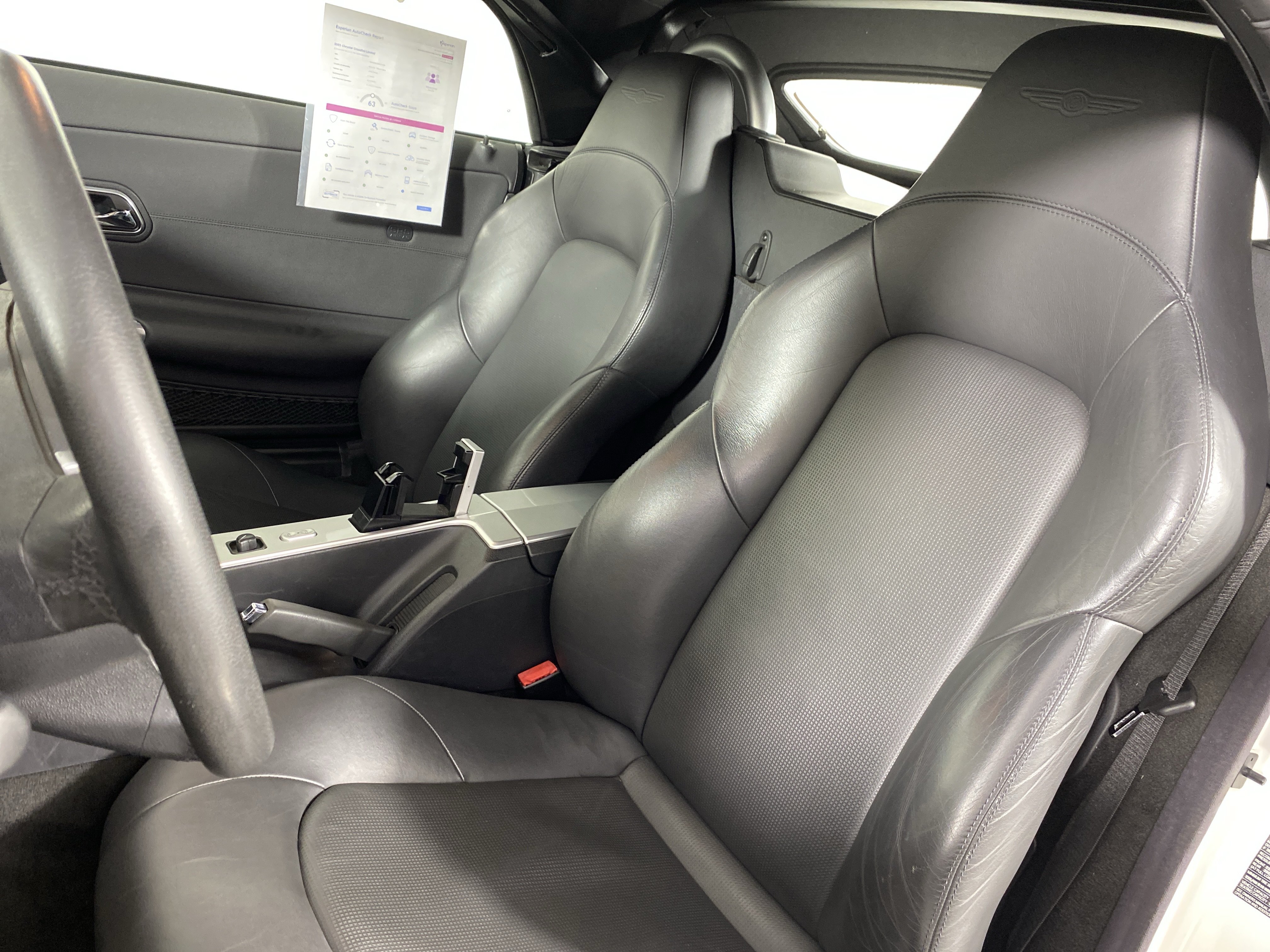 Used 2005 Chrysler Crossfire Limited RWD image 17