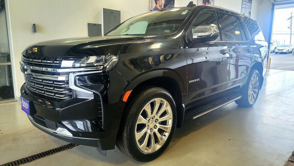 Used 2021 Chevrolet Tahoe Premier AWD/4WD image 4