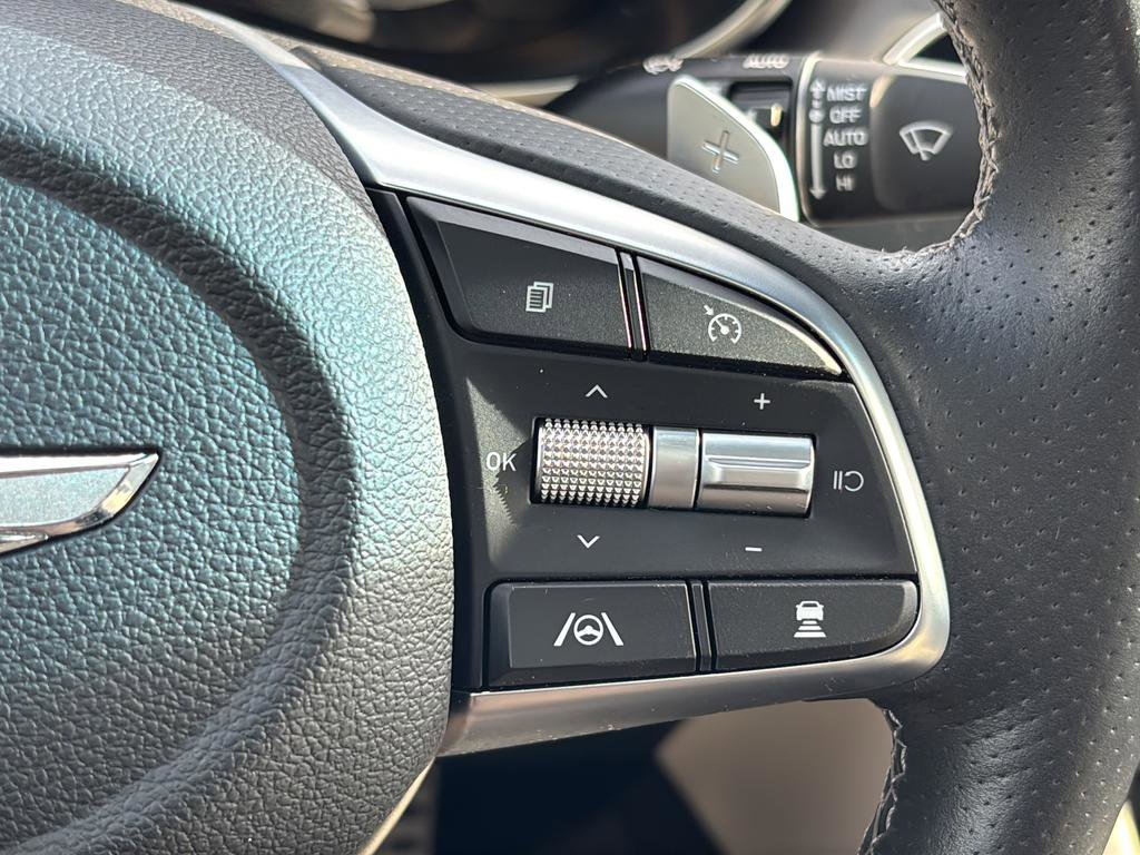 Used 2023 Genesis G70 3.3T w/ Sport Prestige Package image 28