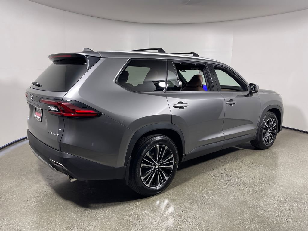 New 2026 Toyota Grand Highlander AWD Hybrid image 3