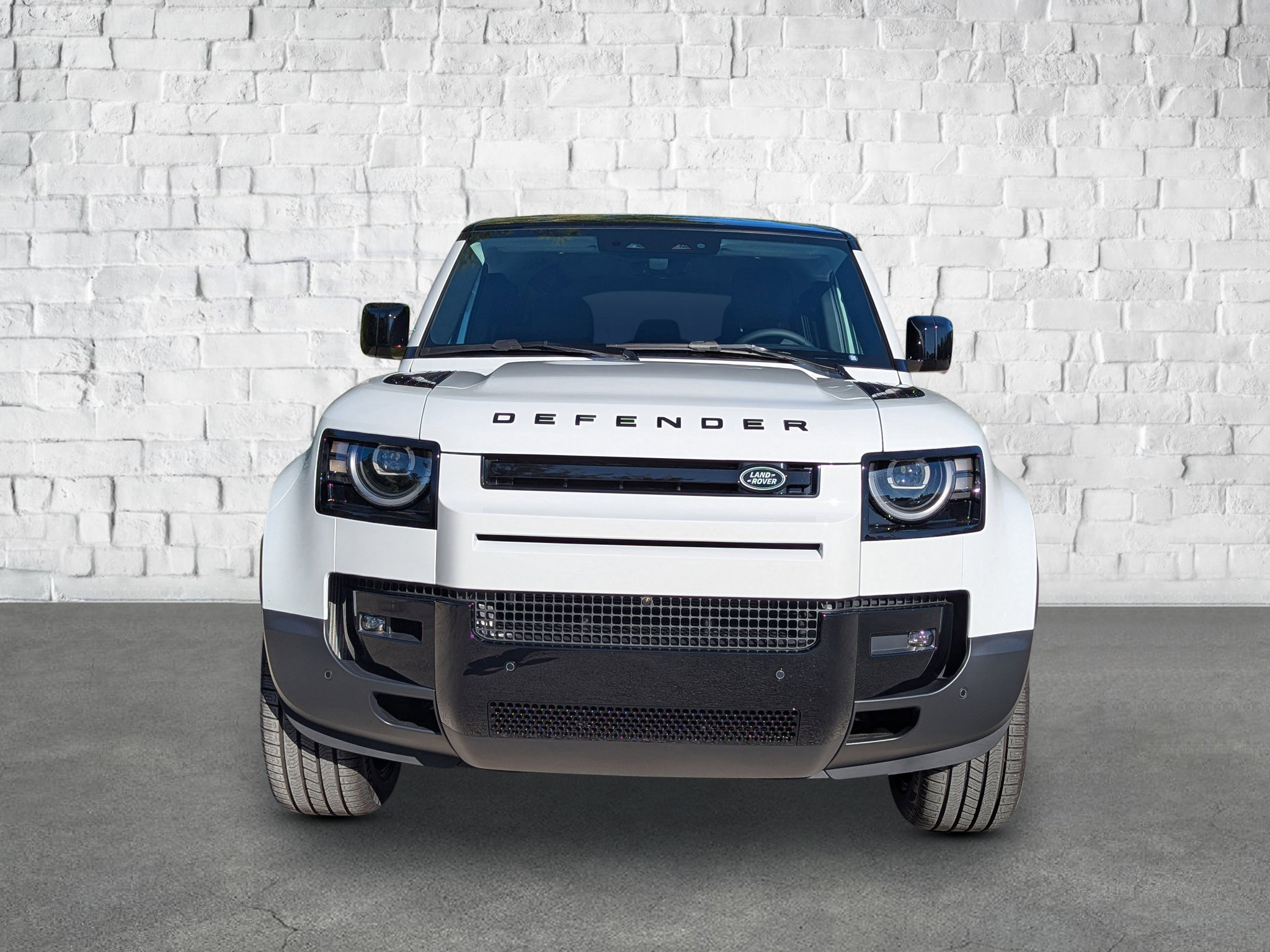 New 2026 Land Rover Defender 110 S image 2
