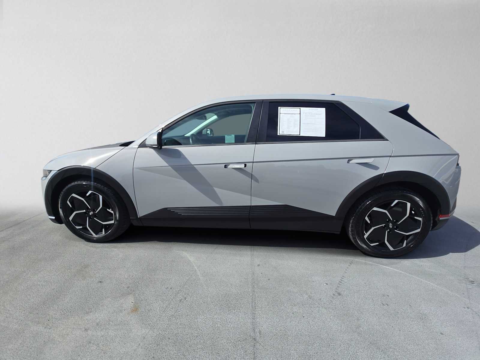 Used 2024 Hyundai Ioniq 5 SEL RWD image 6