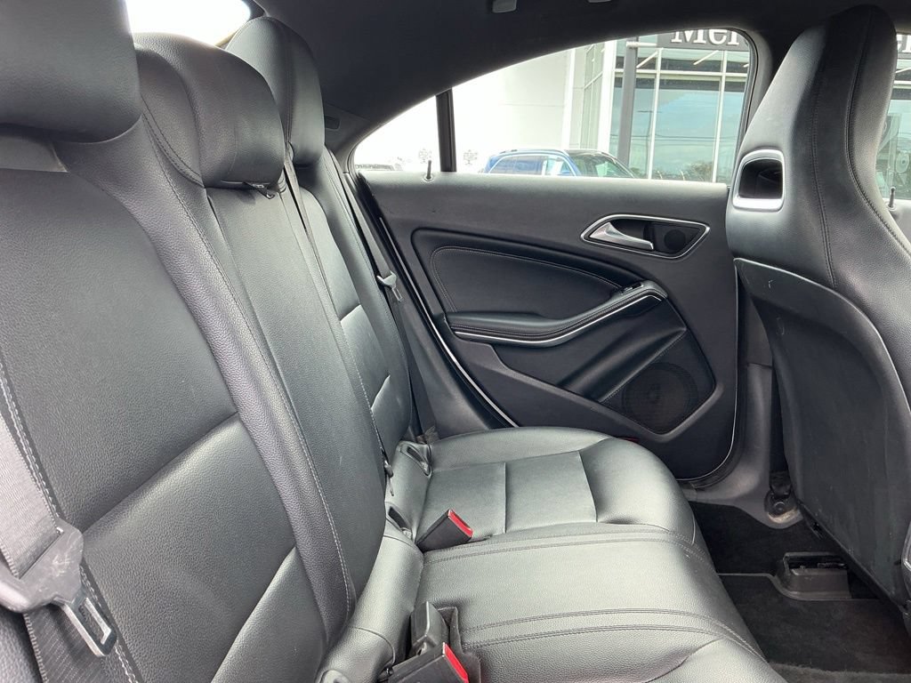 Used 2014 Mercedes-Benz CLA 250 image 19