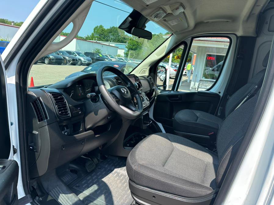 Used 2023 RAM ProMaster 2500 image 12