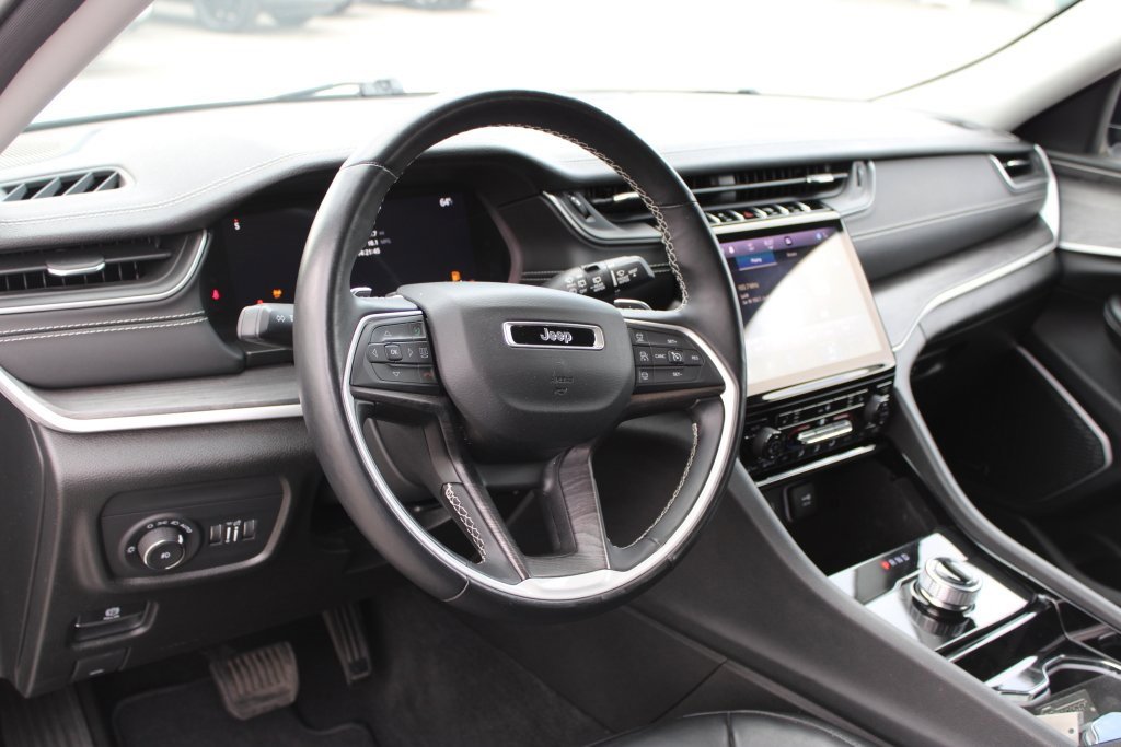 Used 2021 Jeep Grand Cherokee L Limited image 11