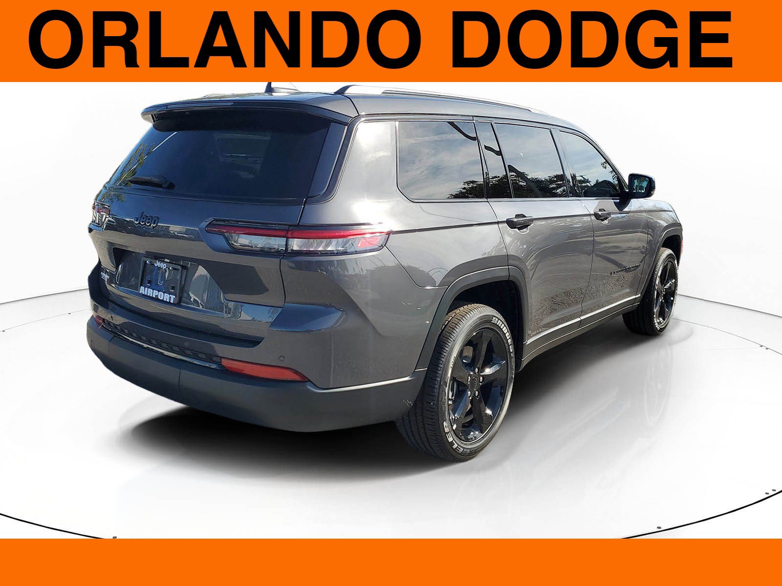 New 2025 Jeep Grand Cherokee L Altitude image 4