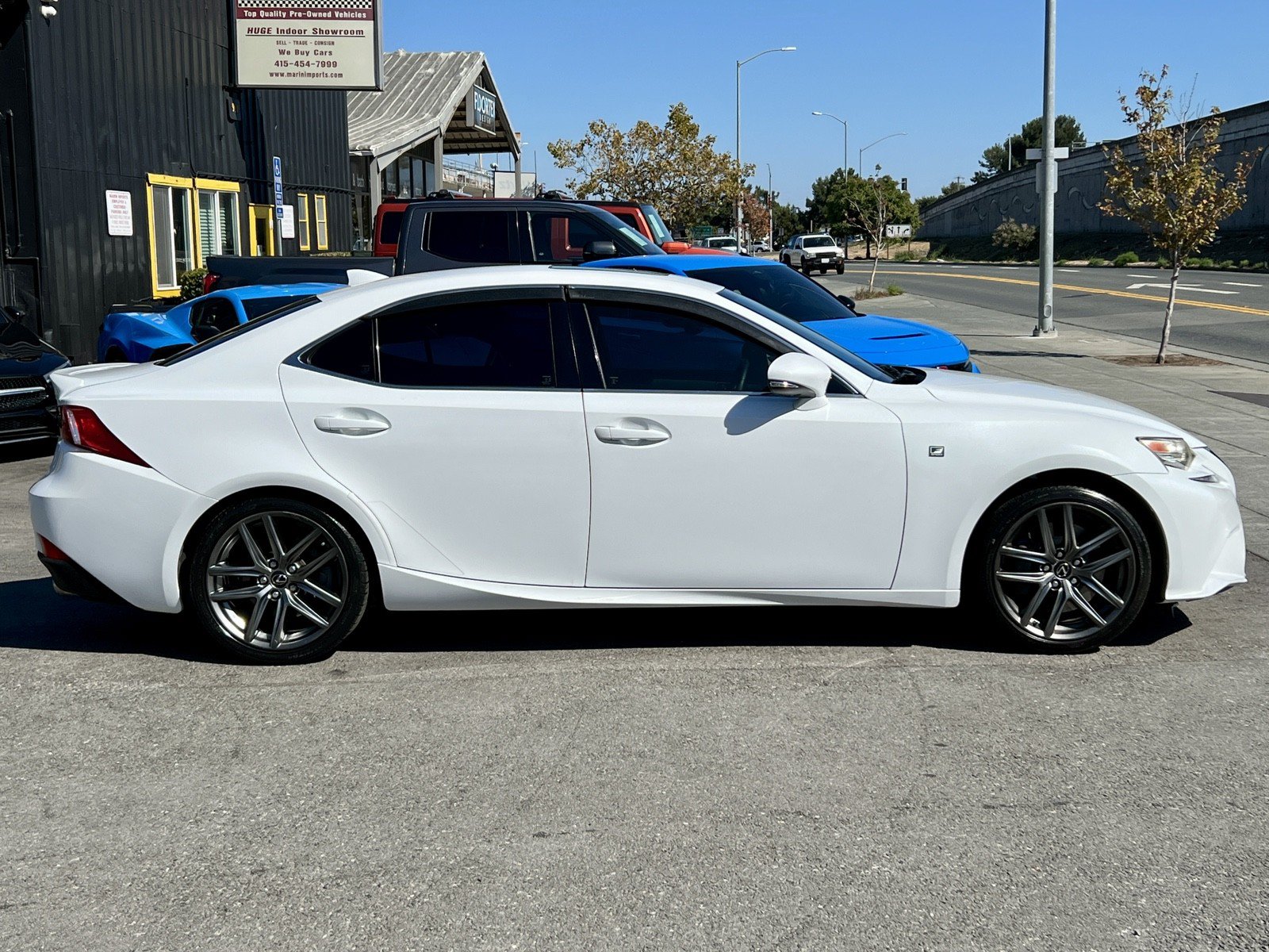 Used 2016 Lexus IS 200t RWD image 5