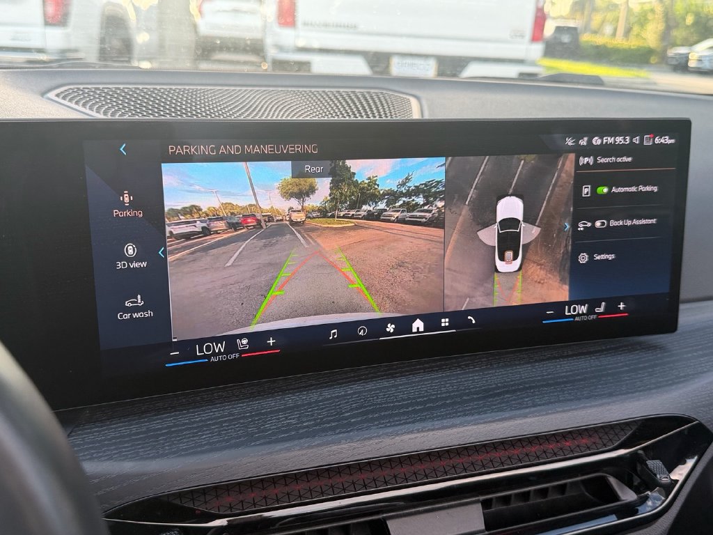 Used 2025 BMW 430i Convertible RWD image 20