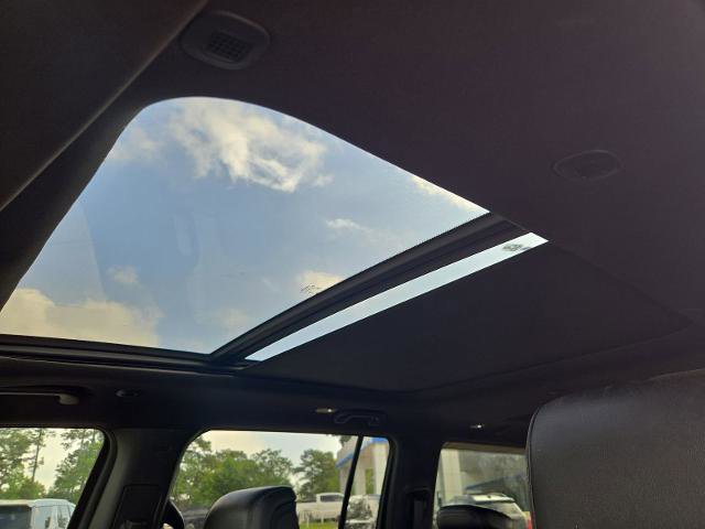 Used 2024 Jeep Wagoneer L 2WD w/ Premium Group I image 19