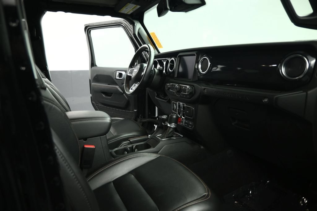 Used 2023 Jeep Wrangler Unlimited Rubicon 392 w/ Trailer Tow Package AWD/4WD image 58