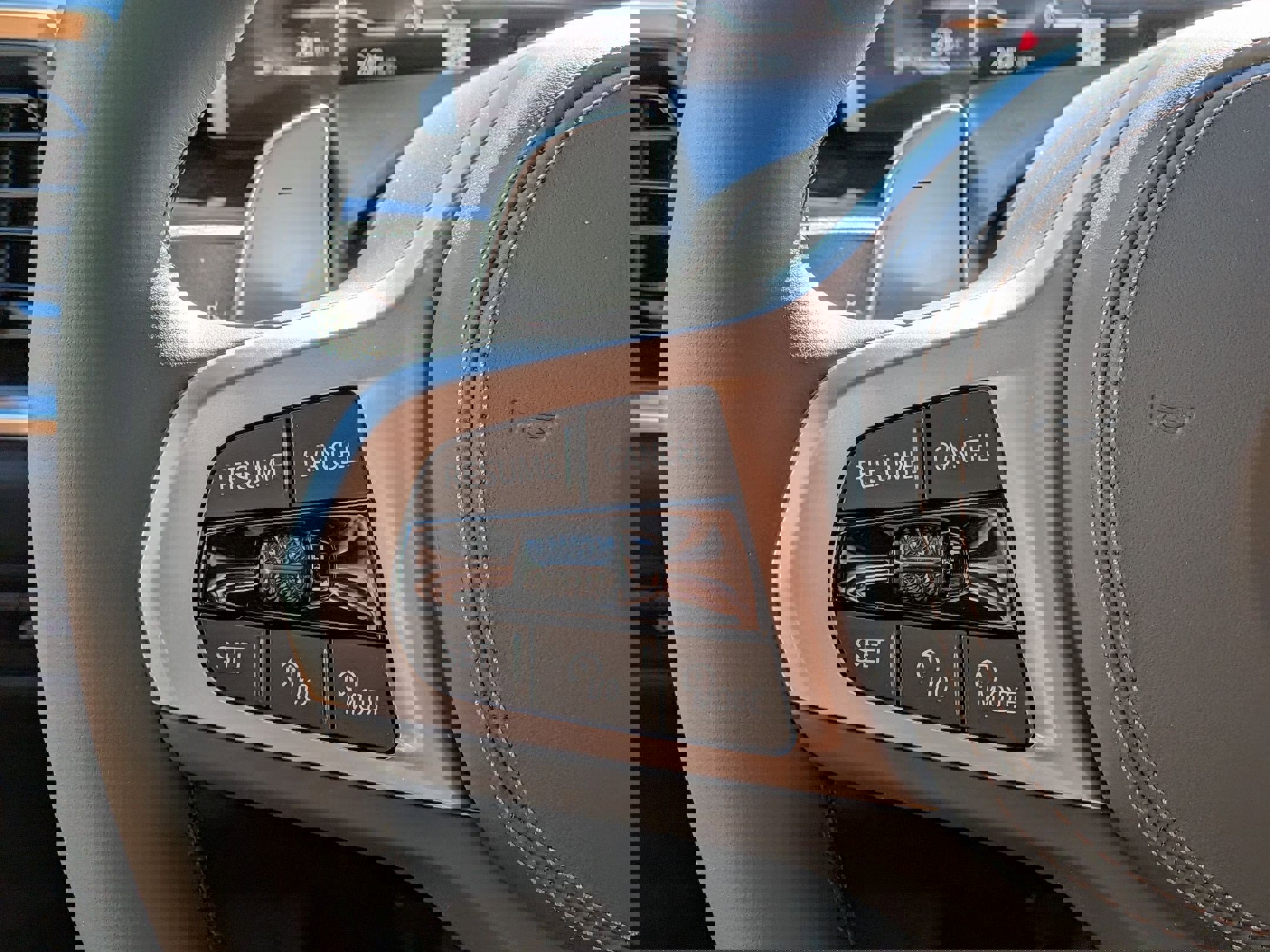 New 2026 BMW X6 xDrive40i w/ Climate Comfort Package image 19