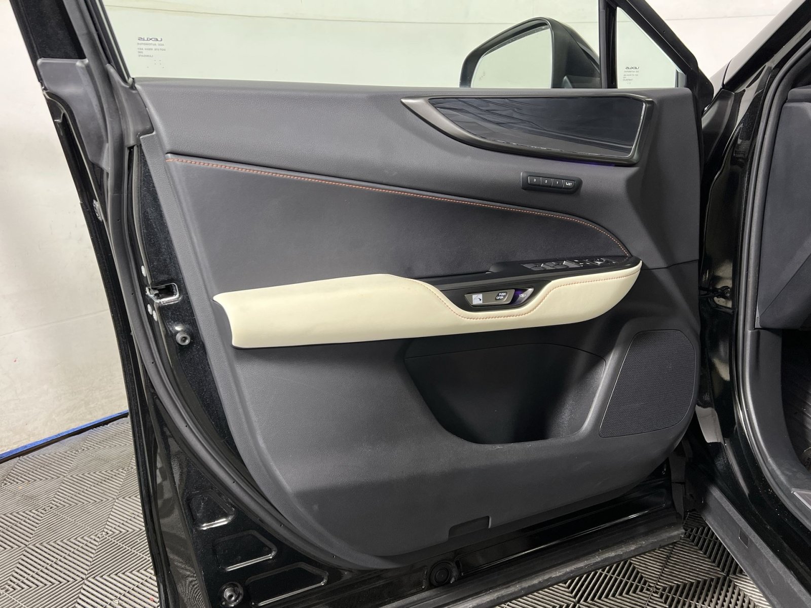 Used 2023 Lexus NX 350 AWD image 14