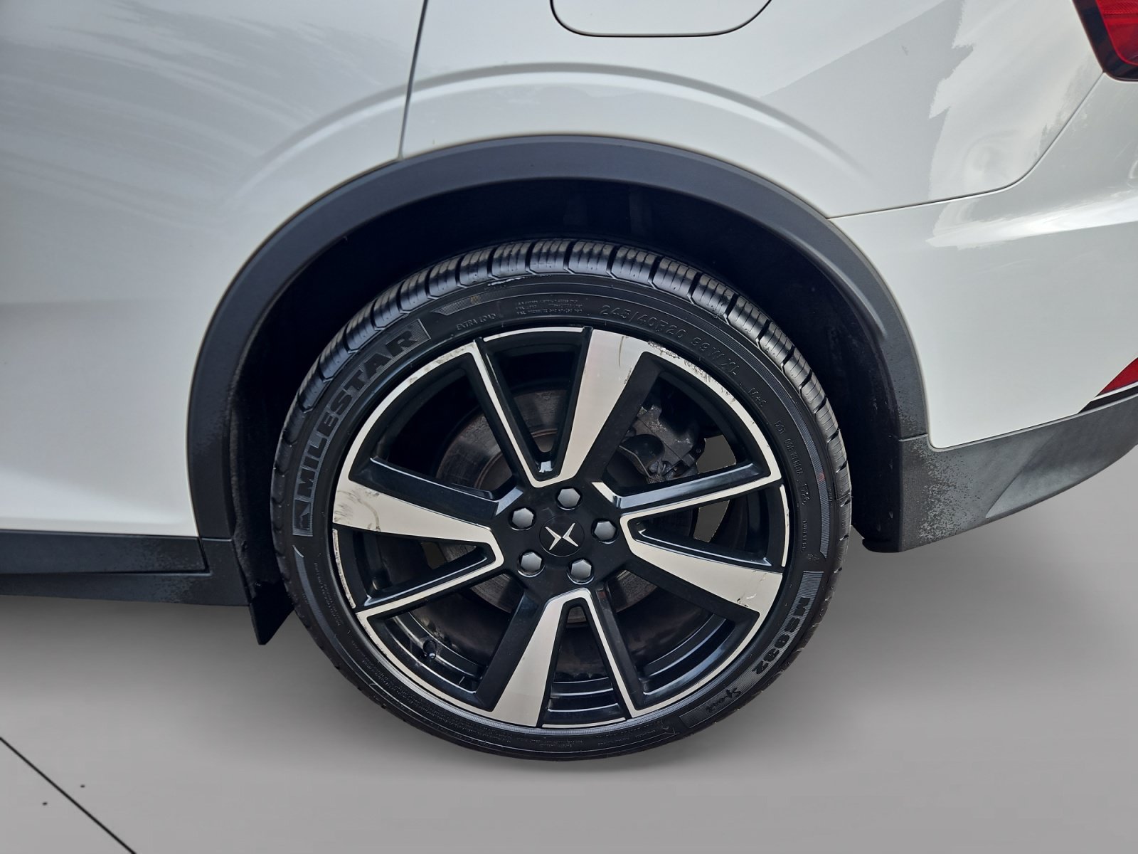 Used 2022 Polestar Polestar 2 AWD/4WD image 15