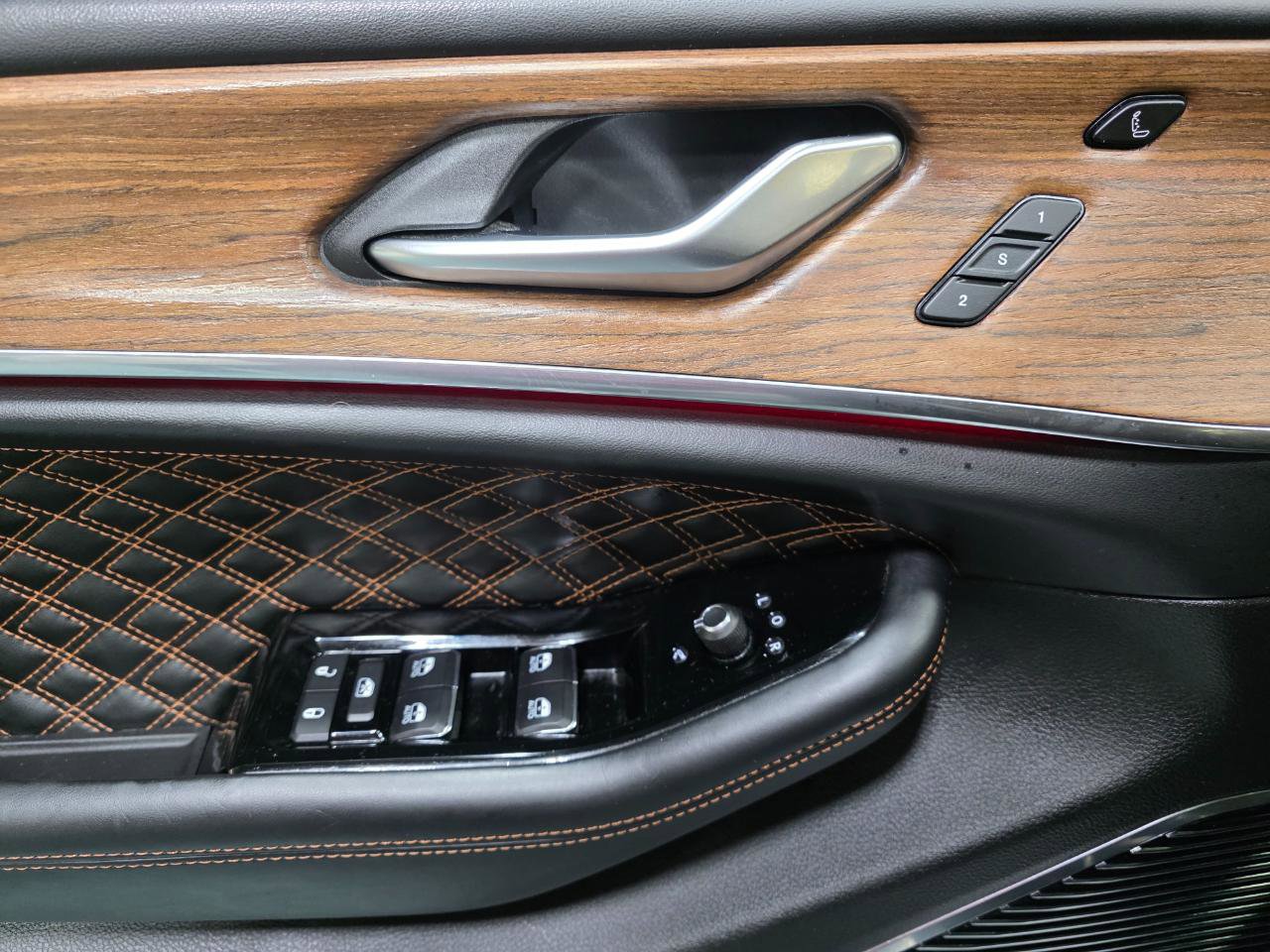 Used 2022 Jeep Grand Cherokee Summit image 18