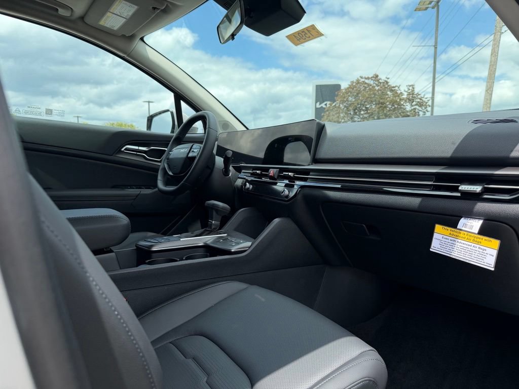 New 2026 Kia Sportage SX FWD image 35