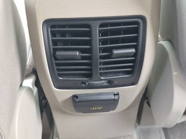 Used 2016 Ford Escape SE w/ Equipment Group 201A FWD image 20