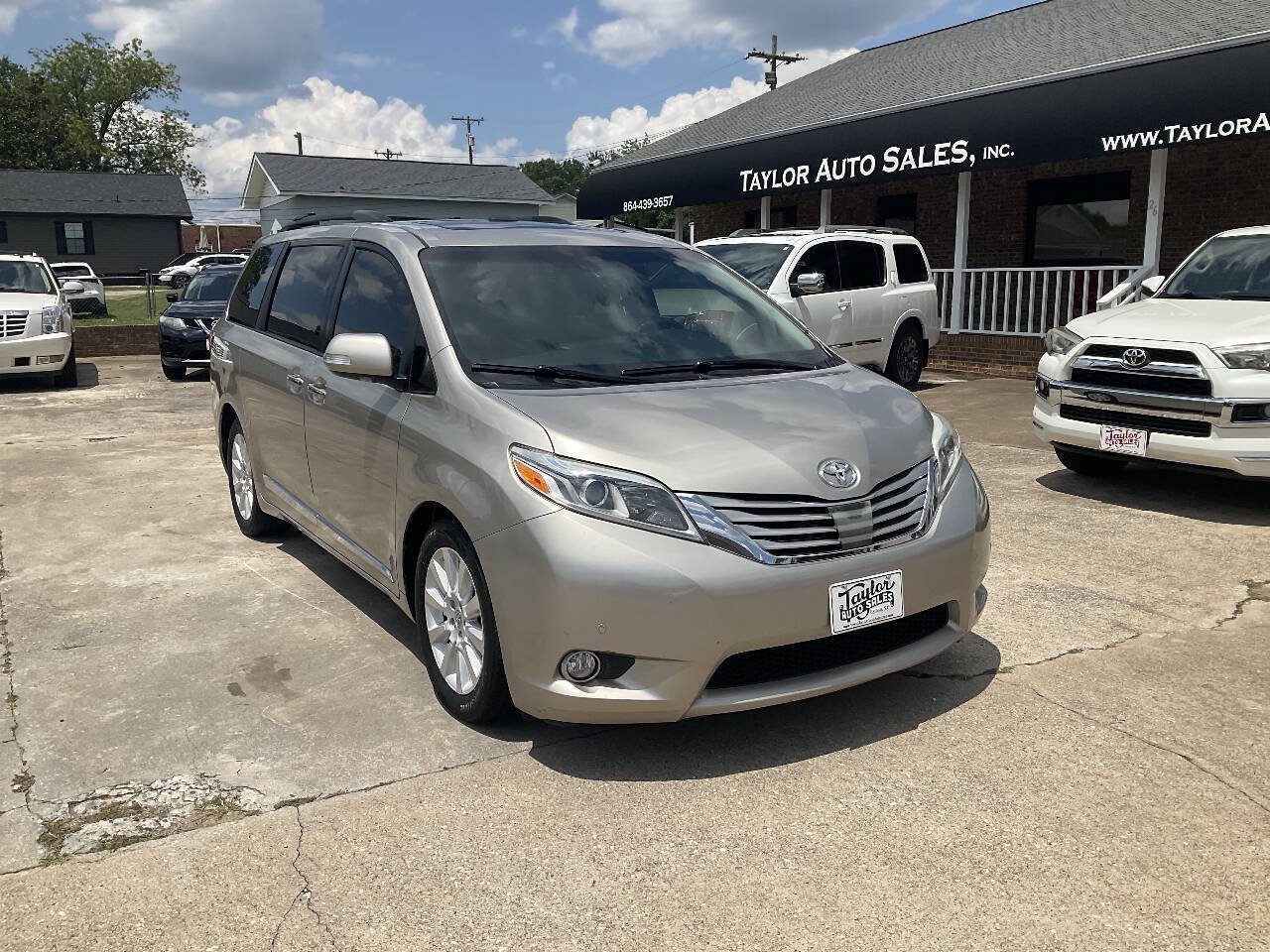 Used 2015 Toyota Sienna Limited Premium w/ Advanced Technology Package