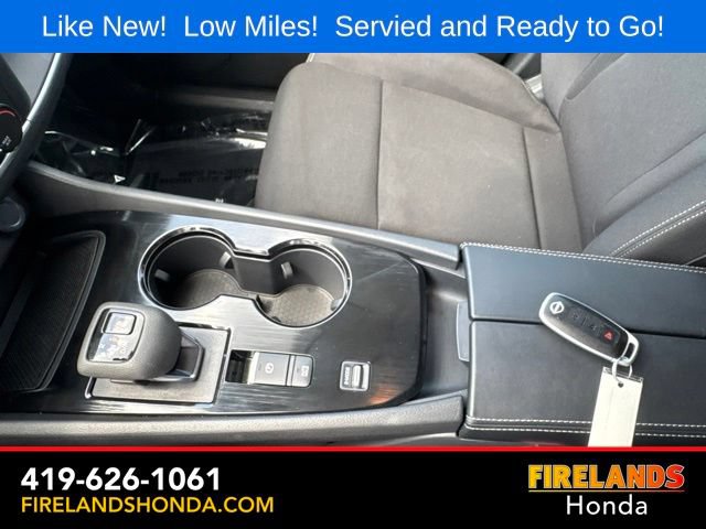 Used 2025 Nissan Rogue S FWD image 23