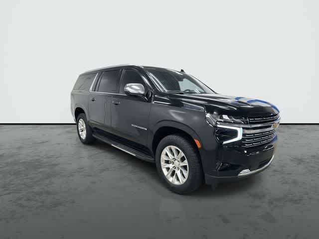 Used 2023 Chevrolet Suburban Premier AWD/4WD image 5