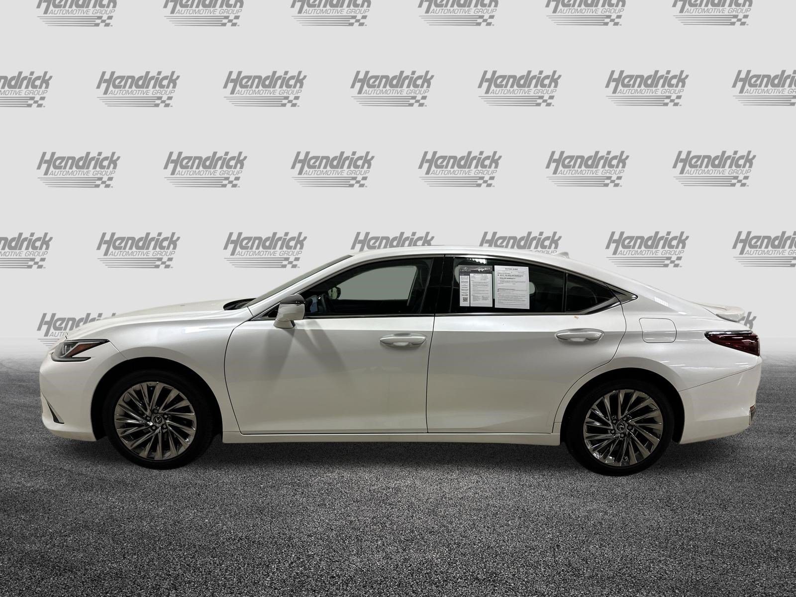 Certified 2025 Lexus ES 300h w/ Technology Package FWD image 7