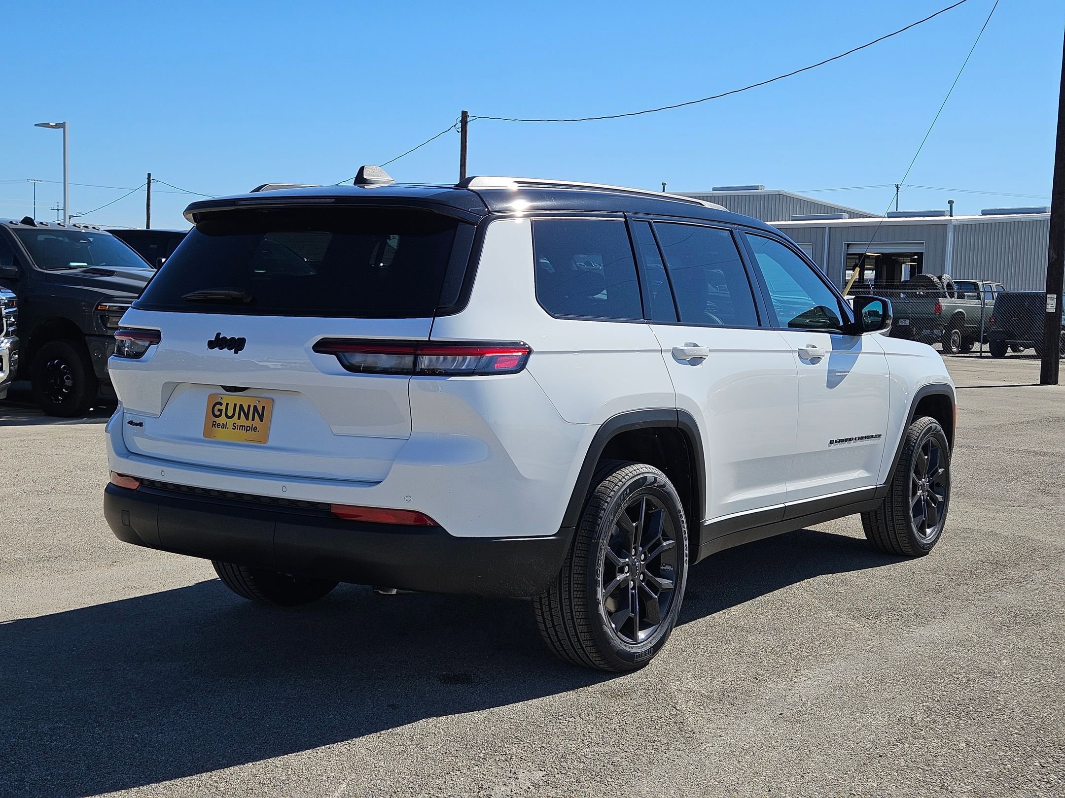 New 2025 Jeep Grand Cherokee L Limited image 3