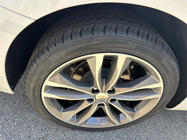 Used 2024 Chevrolet Malibu LT image 23