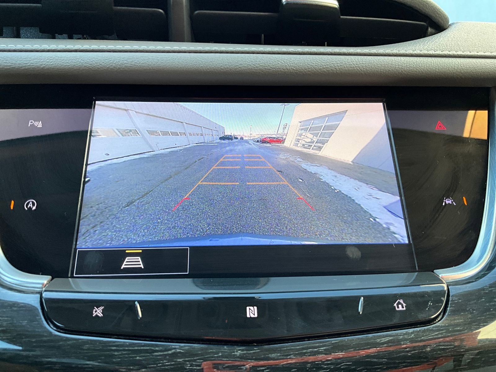 Certified 2021 Cadillac XT6 Premium Luxury image 23