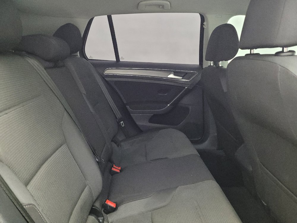 Used 2019 Volkswagen Golf S FWD image 19