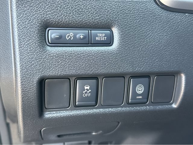 Used 2020 Nissan Murano SV FWD image 34