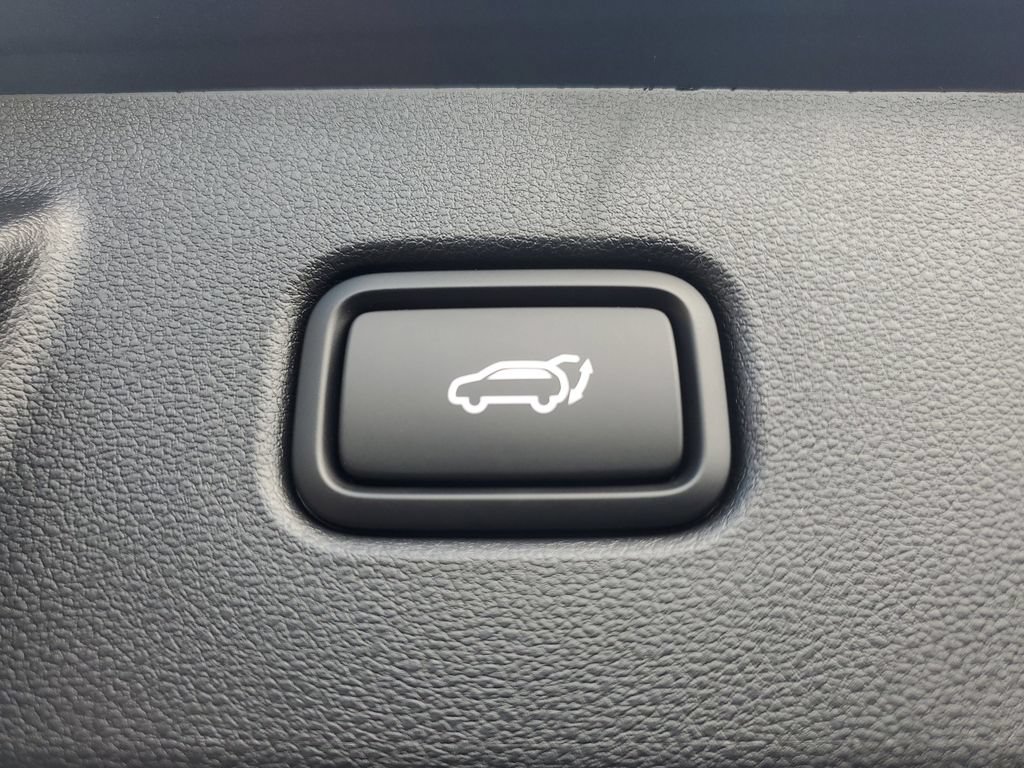 Used 2026 Hyundai Tucson SEL FWD image 8