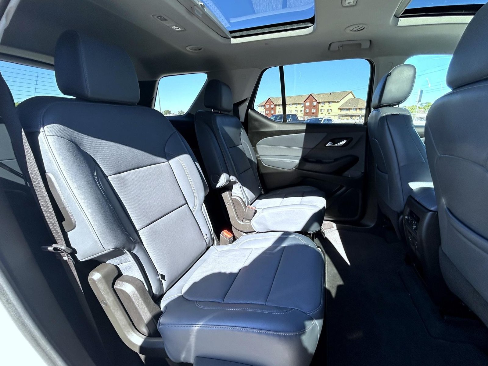 Certified 2021 Chevrolet Traverse Premier AWD/4WD image 20
