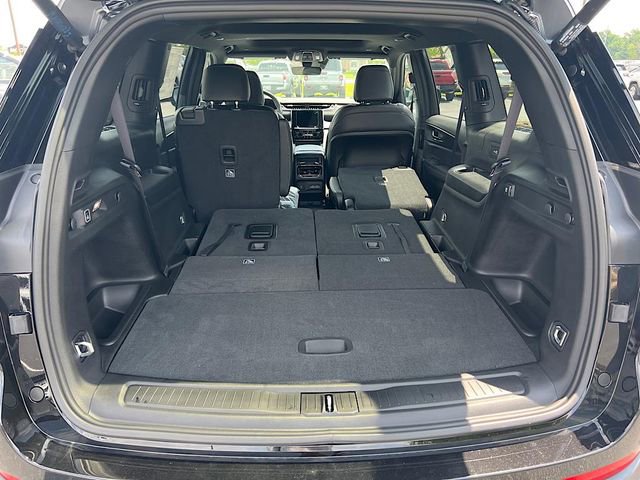 New 2025 Jeep Grand Cherokee L Altitude image 17