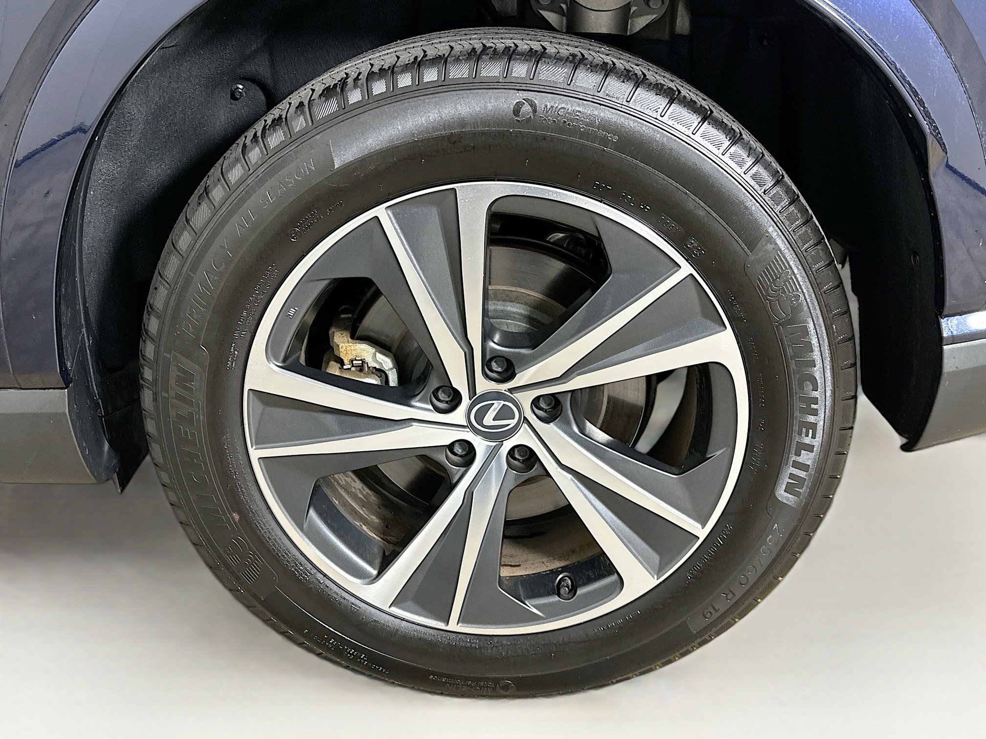 Used 2023 Lexus RX 350 Premium image 11