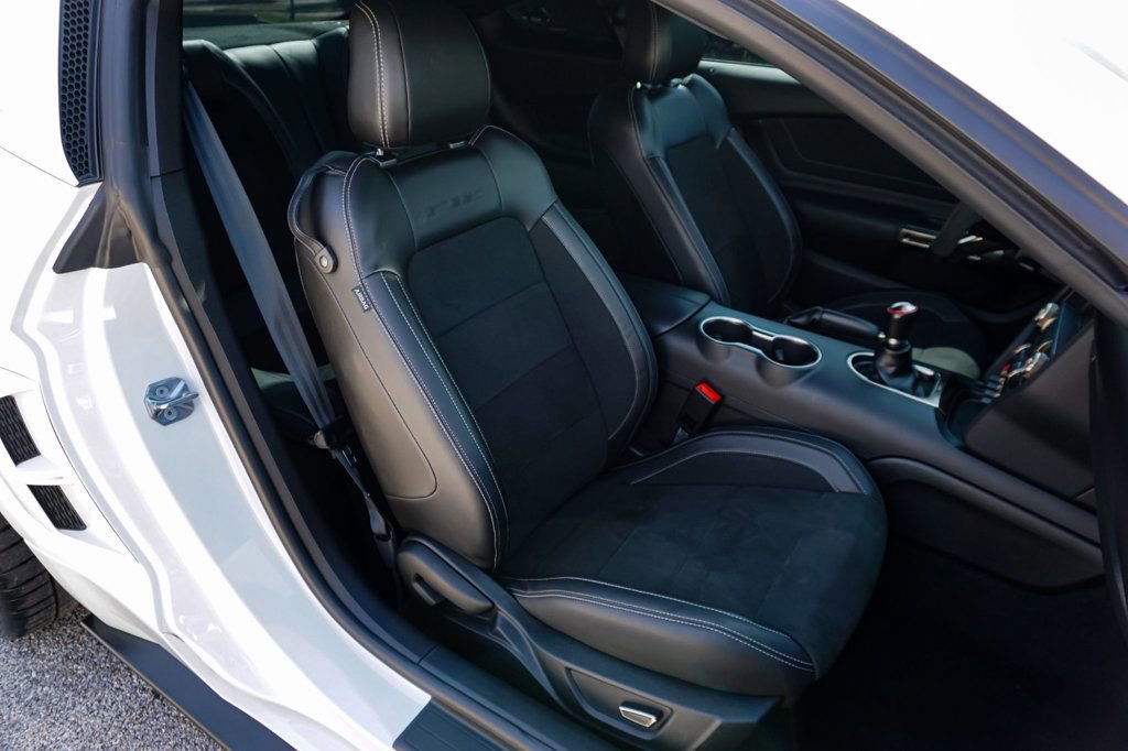 Used 2018 Ford Mustang Shelby GT350 w/ Convenience Package image 39