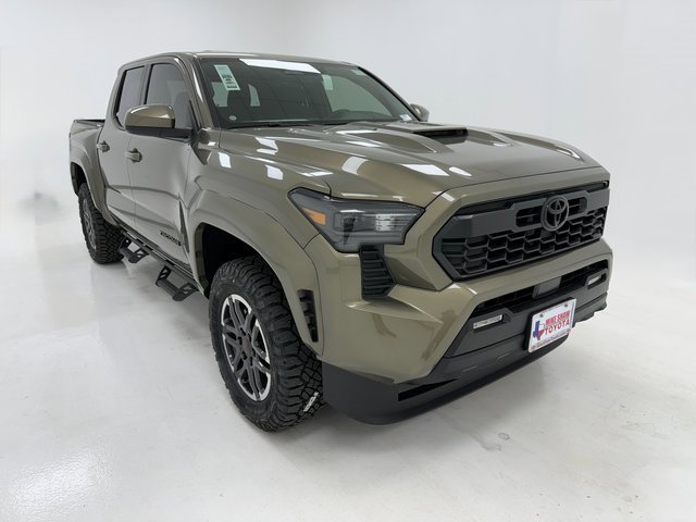 New 2026 Toyota Tacoma TRD Sport image 2