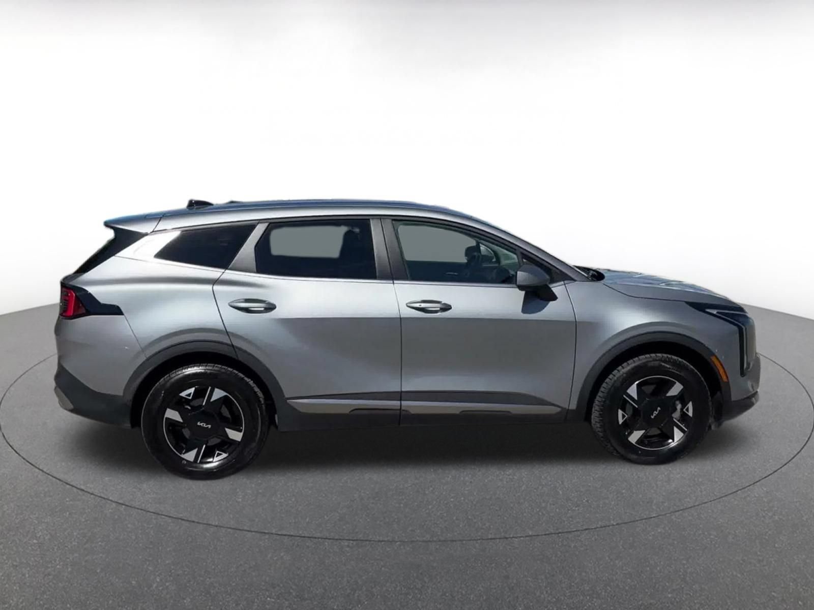 Used 2026 Kia Sportage LX AWD/4WD image 15