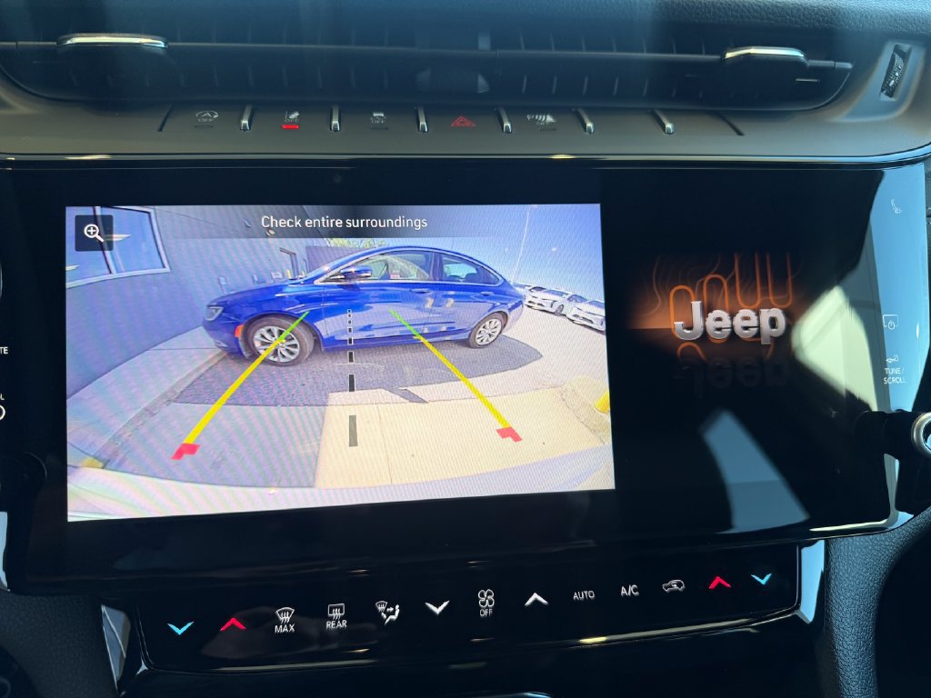 New 2027 Jeep Grand Cherokee Limited AWD/4WD image 13