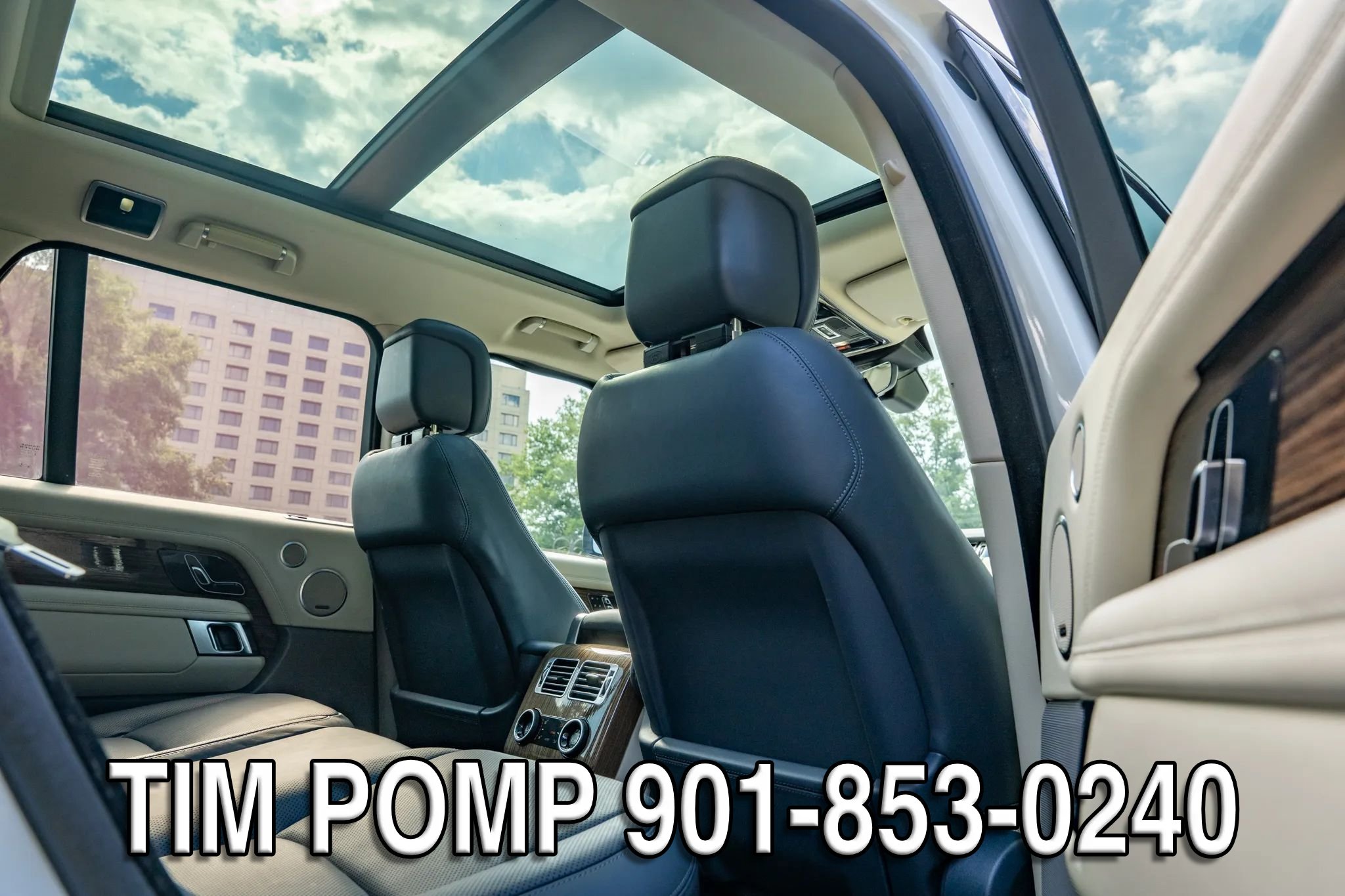 Used 2018 Land Rover Range Rover HSE AWD/4WD image 15