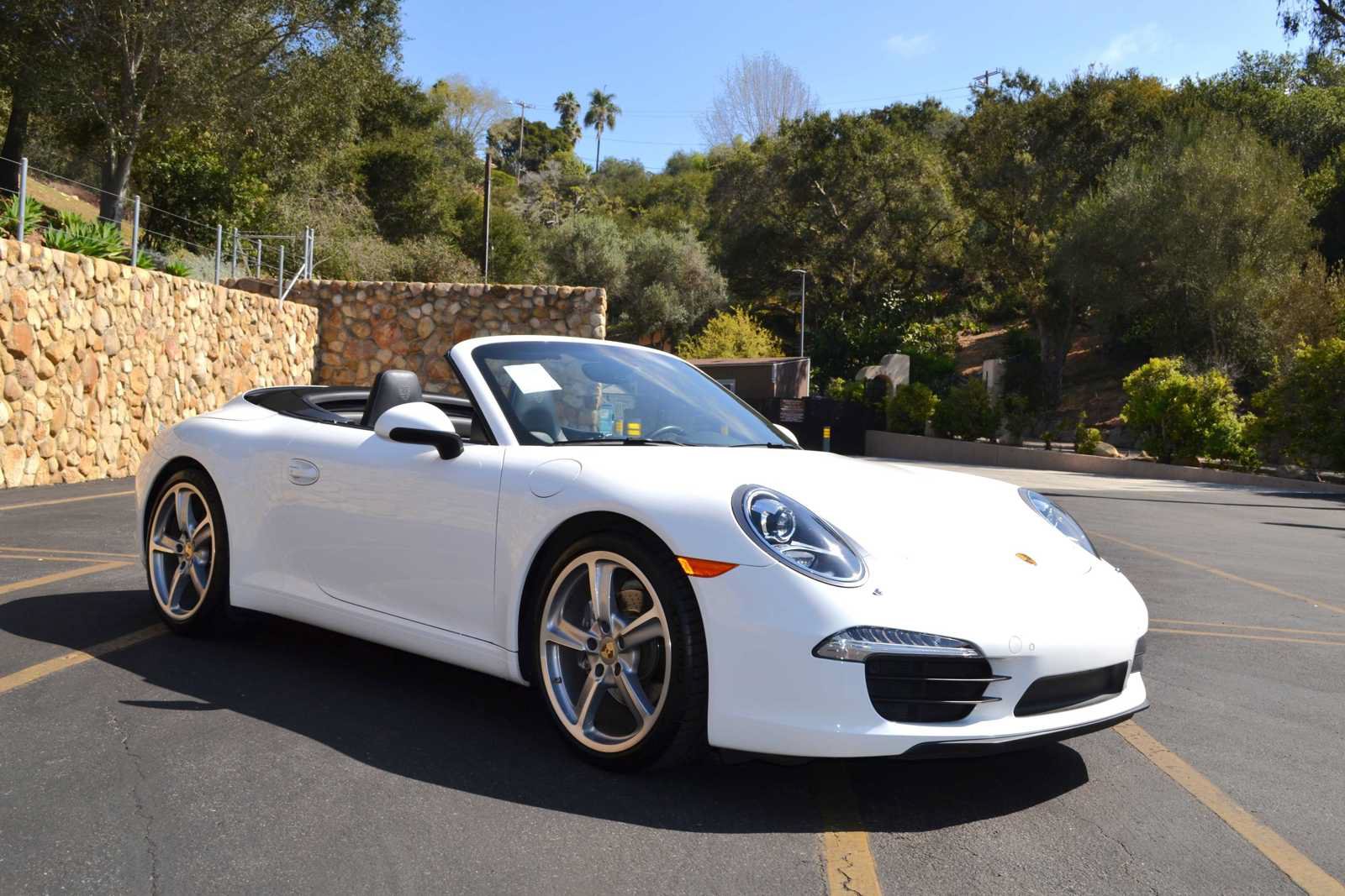 Used 2012 Porsche 911 Carrera RWD image 8