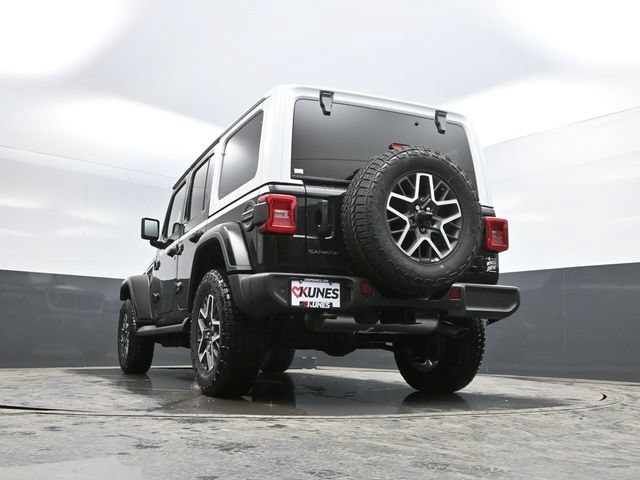New 2026 Jeep Wrangler Unlimited Sahara w/ Whitecap Package AWD/4WD image 43