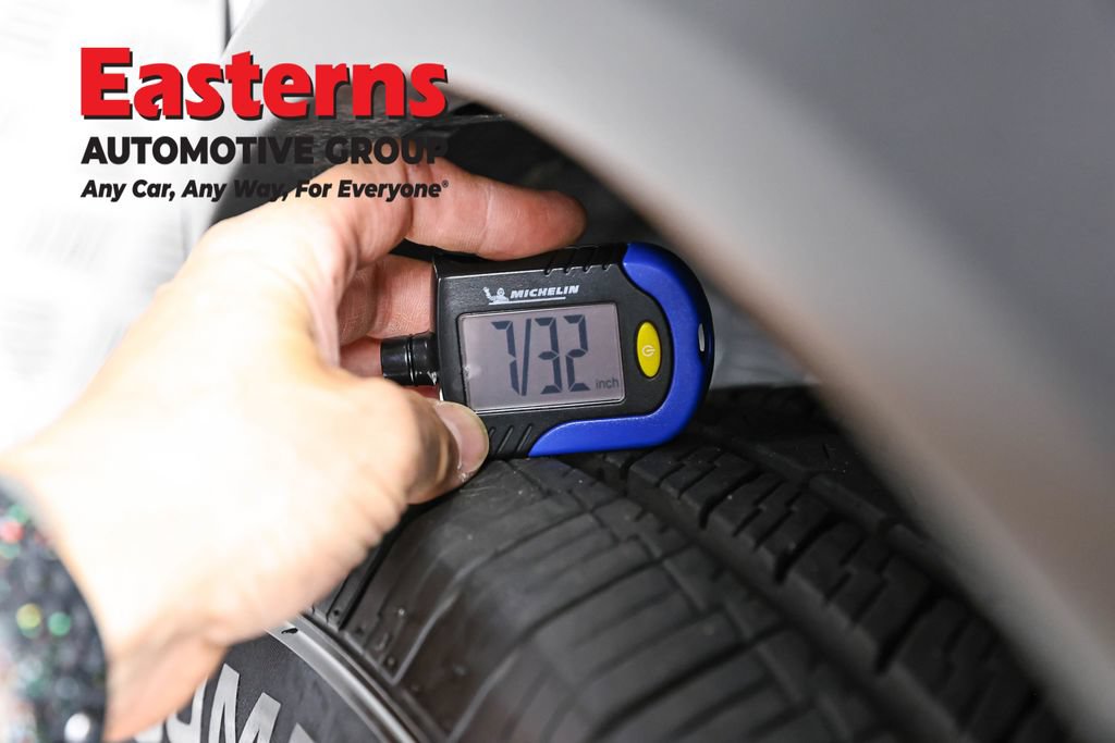 Used 2023 Nissan Rogue SV AWD/4WD image 27