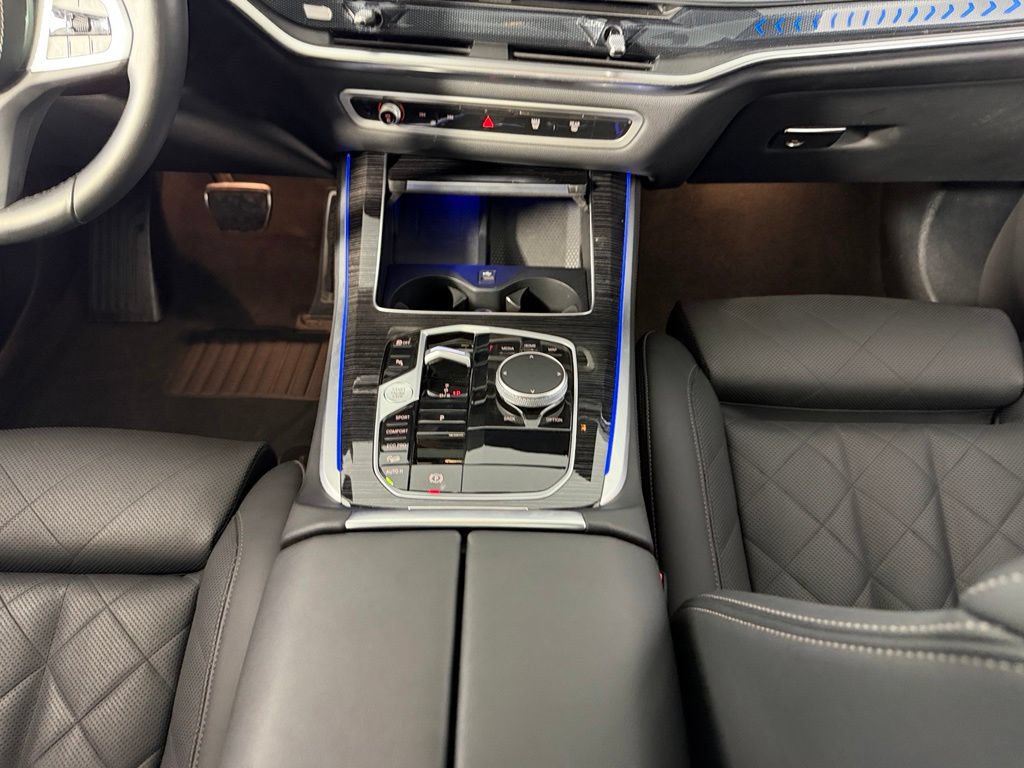Used 2026 BMW X5 xDrive40i AWD/4WD image 16