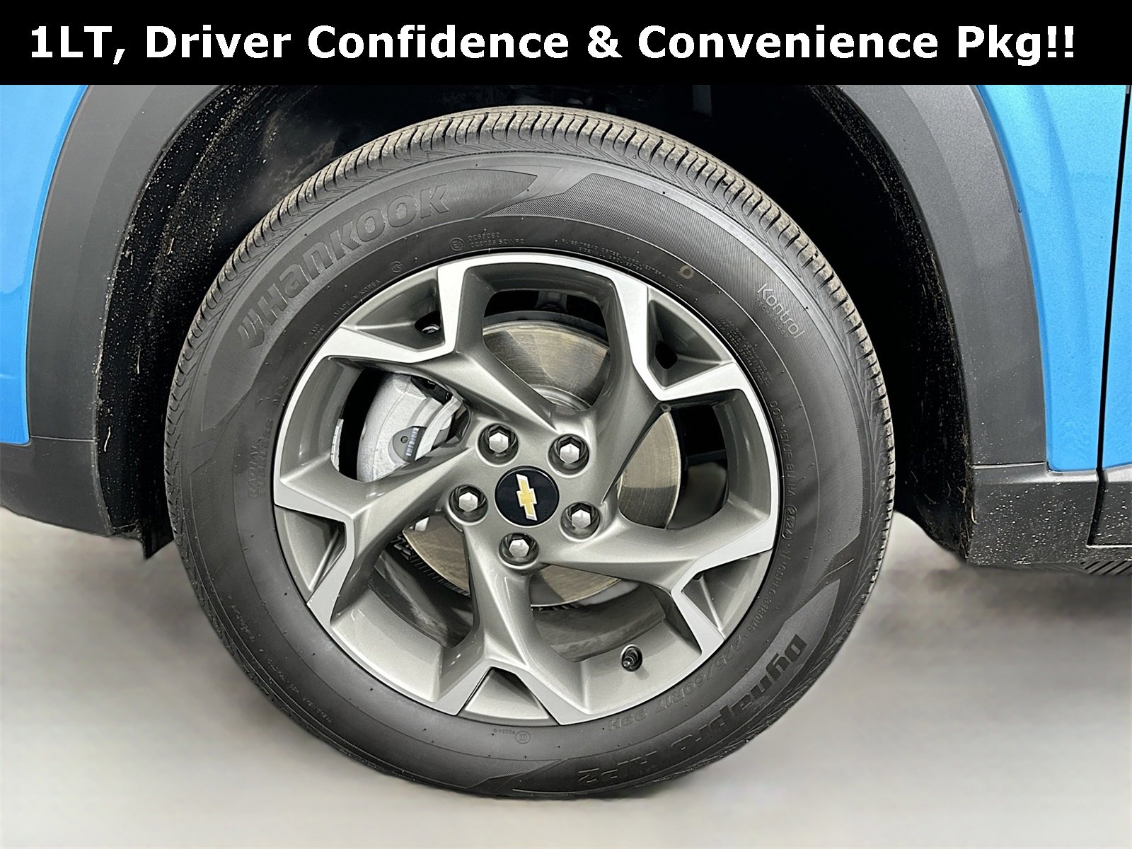 Used 2025 Chevrolet Trax LT w/ Driver Confidence Package image 30