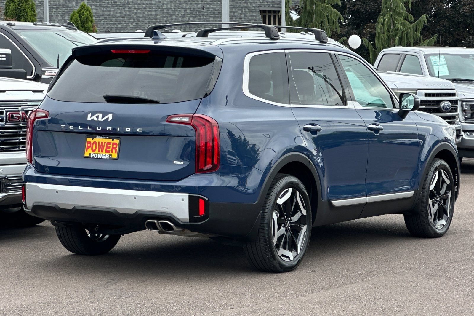 Certified 2024 Kia Telluride S w/ S Sunroof Package AWD/4WD image 4
