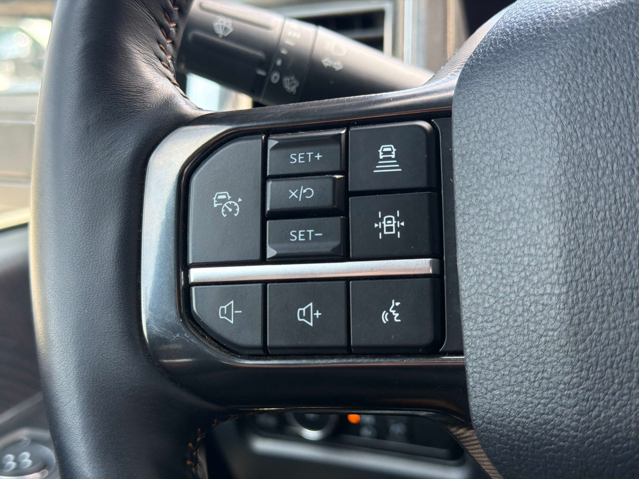 Used 2024 Ford F350 Platinum AWD/4WD image 44